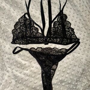 Black Lace Lingerie Set